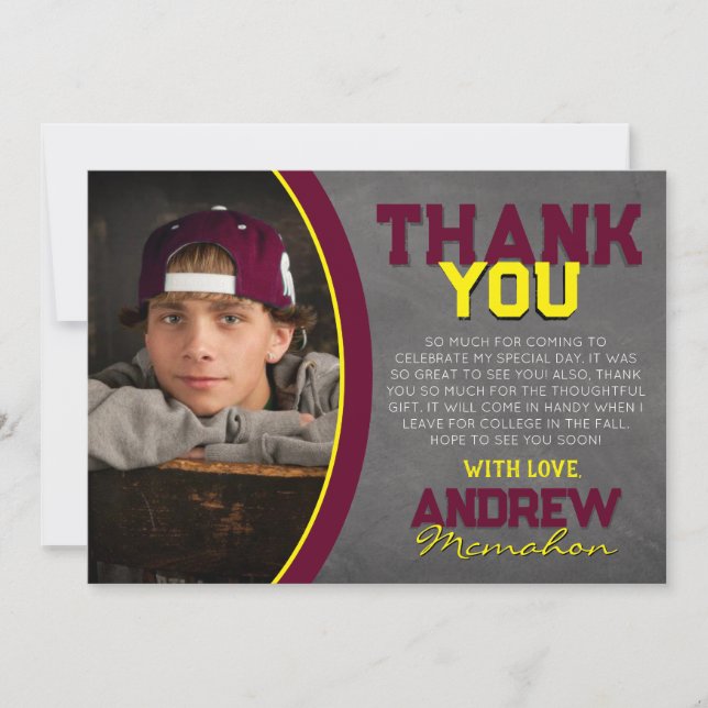 Burgundy & Yellow Chalkboard Grad Danke Karte (Vorderseite)