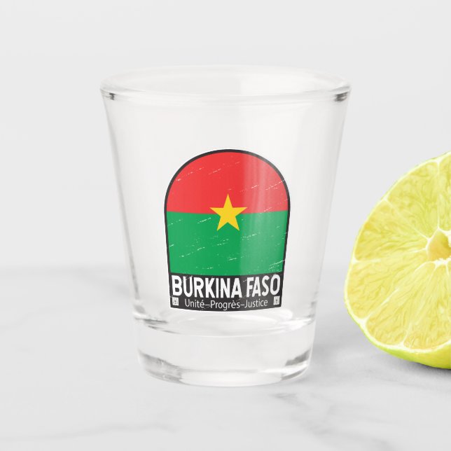 Burkina Faso FlaggenEmblem gestört Vintag Schnapsglas (Vorderseite)