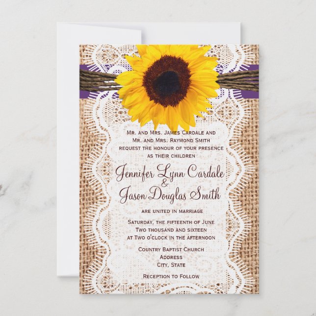 Burlap Sonnenblume Lila Akzent Hochzeit lädt ein Einladung (Vorderseite)