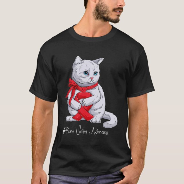 Burn Victims Awareness Month Red Ribbon Cat T-Shirt (Vorderseite)