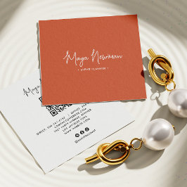 BURNT ORANGE SIGNATURE Moderner Minimaler QR-Code Quadratische Visitenkarte