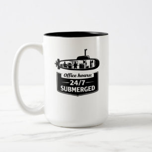 Bürozeiten 24/7 Getauchtes U-Boot Humor Zweifarbige Tasse