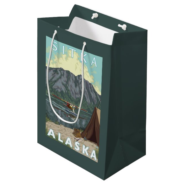 Bush-Flugzeug u. Fischen - Sitka, Alaska Mittlere Geschenktüte (Vorderseite Schrägansicht)