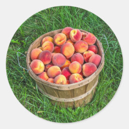 Bushel Basket of Fresh Peaches Runder Aufkleber
