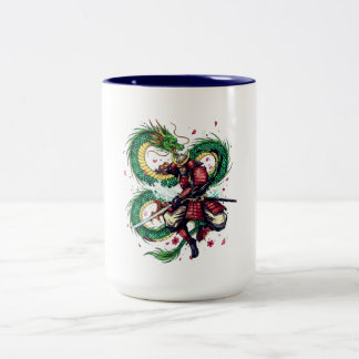 Bushido-Code Samurai mit Drache und Kirschblüten Zweifarbige Tasse