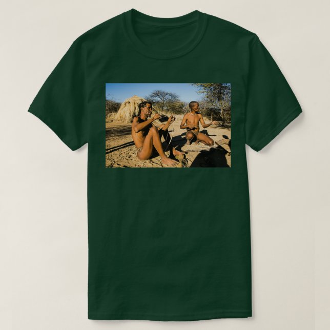 Bushman Kalahari Wüste Namibia T-Shirt (Design vorne)