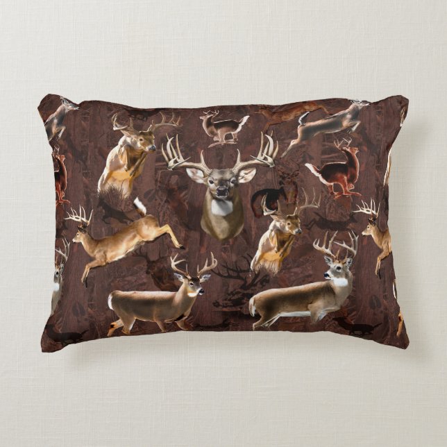 Busy Whitetail Deer Dekokissen (Vorderseite)