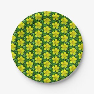 Buttercup Blume bewundern. Pappteller