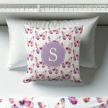 Butterfly Dorm Zimmer Ideen für Mädchen Kissen<br><div class="desc">Treten Sie ein in eine ruhige und kreative Welt mit unseren fesselnden mit Monogramm Kissen, die sich perfekt für niedliche Schlafzimmern und Schlafzimmern eignen. Diese Kissen sind mit einem Schmetterlingsmuster versehen, das in sanften Rosa- und lila-Tönen gehalten ist. Die Aquarelltechnik verschmilzt fließend die Farben und verleiht eine weiche, traumhafte Qualität,...</div>