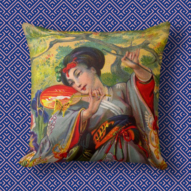 Butterfly Kiss Throw Kissen (Von Creator hochgeladen)