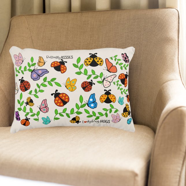 Butterfly Kisses Ladybug Hugs Kids Décor Dekokissen (Von Creator hochgeladen)