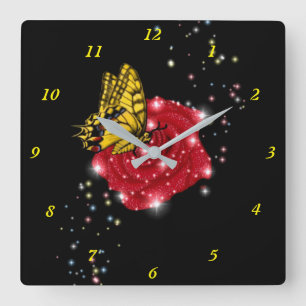 Butterfly on red Rose with Stars and Raindrops Quadratische Wanduhr
