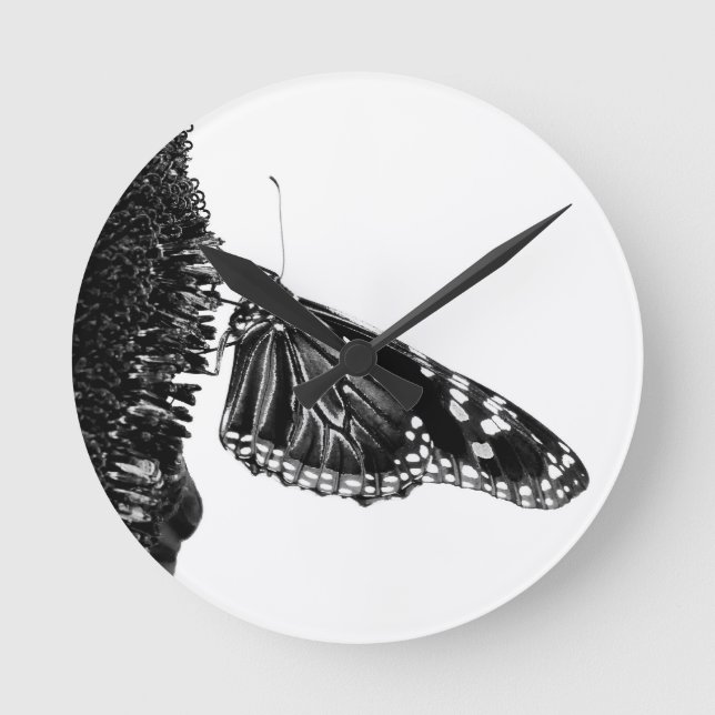 butterfly shy blacq runde wanduhr (Vorderseite)