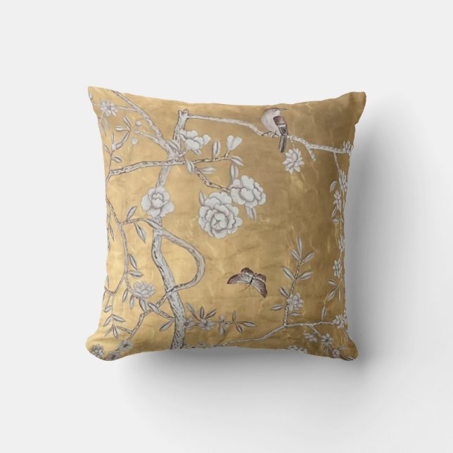 Butterfly & Sparrow Golden Oriental Garden Scene Kissen (Vorderseite)
