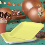 Buttergelb Pappteller<br><div class="desc">Bekannt für seinen warmen Ton, butterfarbene Farbtöne von Gelb verleihen jedem Raum einen fröhlichen Beifall und ein Gefühl von Komfort, während andere Farbtöne leicht ergänzt werden. Es ist ein einladendes Neutral, das zwischen hellgelb und cremig cremig cremefarben ist und sowohl in traditionellen als auch in modernen Designs verwendet werden kann....</div>
