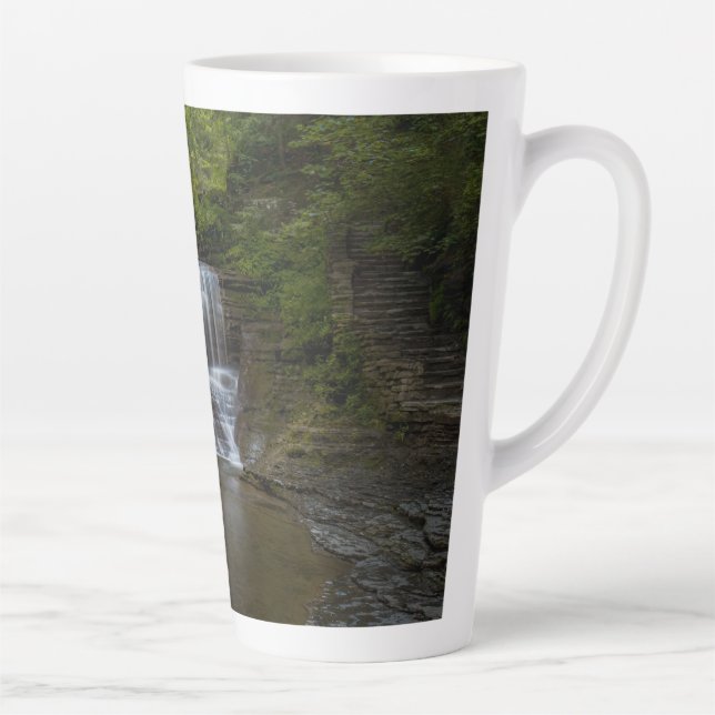 Buttermilk Falls Wasserfälle in Ithaca New York Milchtasse (Rechts)
