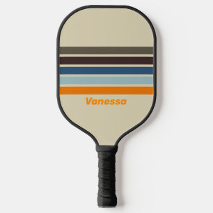 Butternut Fade über Strichen mit Namen Pickleball Schläger
