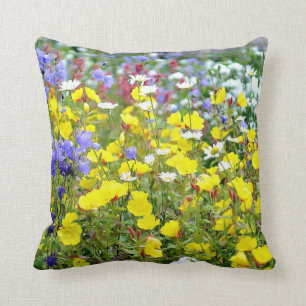 Butterschalen und andere Wildblumen Kissen