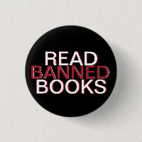 BUTTON "Mini READ BANNED BUCHS"