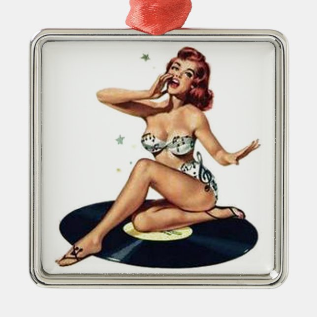 Button Up Girl sitzt auf Record Ornament Aus Metall (Vorne)