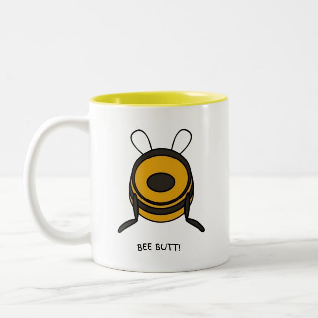 Buzzed & Caffeinated! 🐝 ☕ 😂 Zweifarbige Tasse (Links)