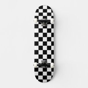 BW hintereinander geprüft Skateboard