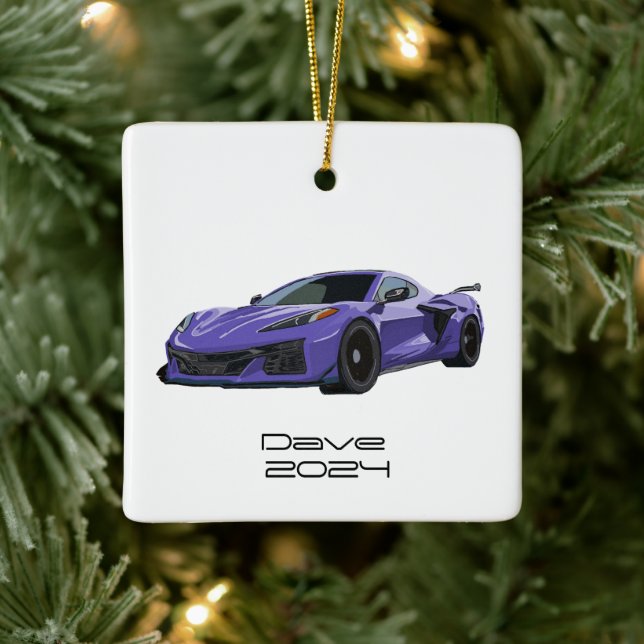 C8 Corvette Sportwagen Lila handgezeichnet Keramikornament (Baum)
