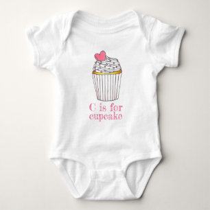 C ist für Cupcake Pink Heart Cup Cake Sprinkles Baby Strampler