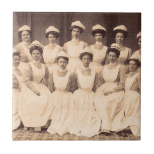 ca. 1914 Absolventen der Krankenpflegerschule Fliese