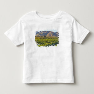 Cabernet Sauvignon-Reben in Huailai Rongchen 2 Kleinkind T-shirt