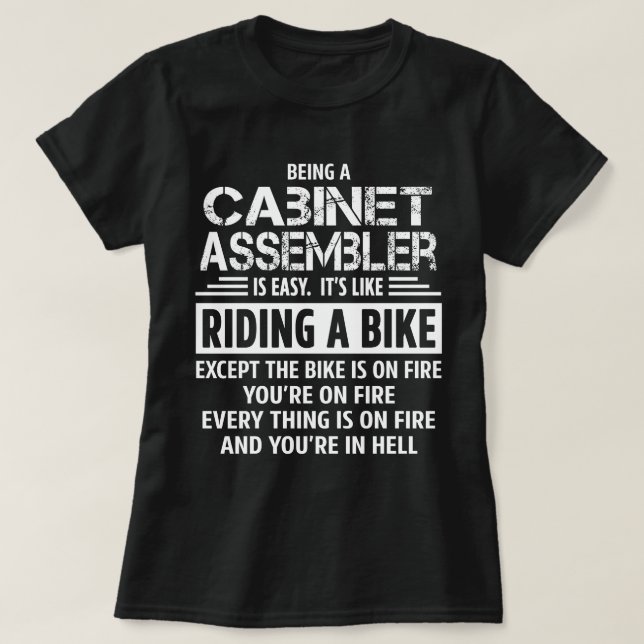 Cabinet Assembler T-Shirt (Design vorne)
