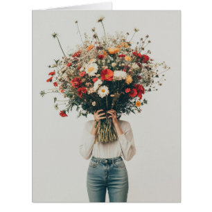 Caché derrière les fleurs