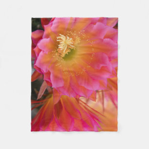 Cactus Blossom Fleecedecke