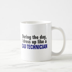 Cad-Techniker während des Tages Kaffeetasse