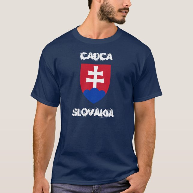 Cadca, Slowakei mit Wappen T-Shirt (Vorderseite)
