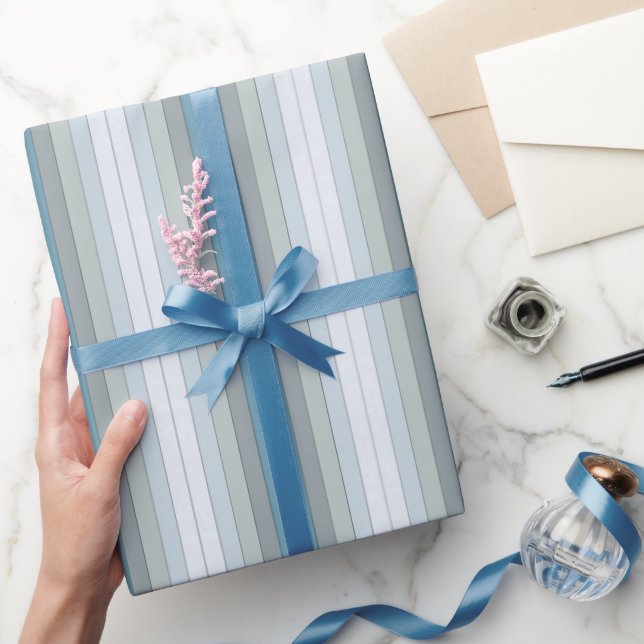Cadeau Bleu Et Gris Sur Papier Aquarelle (Cadeaux)