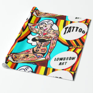 Cadeau blonde avec le papier d'emballage d'art de corps