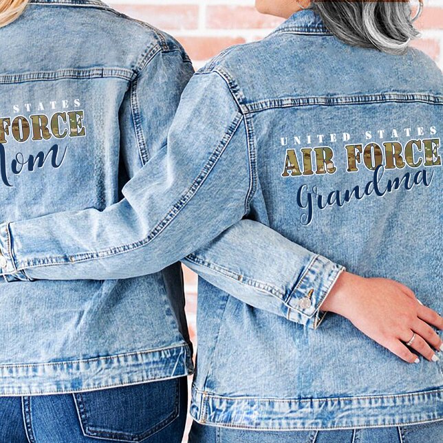 Cadeau de grand-mère de la Force aérienne I Camouf (Matching military family Air Force proud Grandma camouflage trendy denim jacket gift BMT graduation)