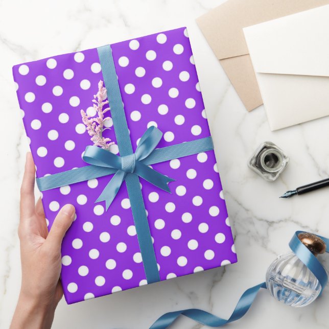 Cadeau Papier d'emballage motif à points de polka violet (Cadeaux)