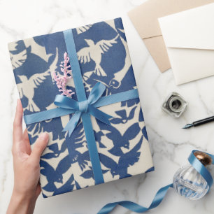 Cadeau pigeons blancs et bleus motif papier à envelopper