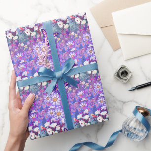 Cadeau Un papier d'emballage paradisiaque violet
