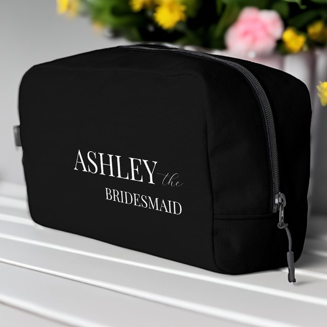 Cadeaux de femme de chambre sac noir personnalisé (Bridesmaid gifts personalized name black bag Dopp Kit black gifts bag bridal party favors )