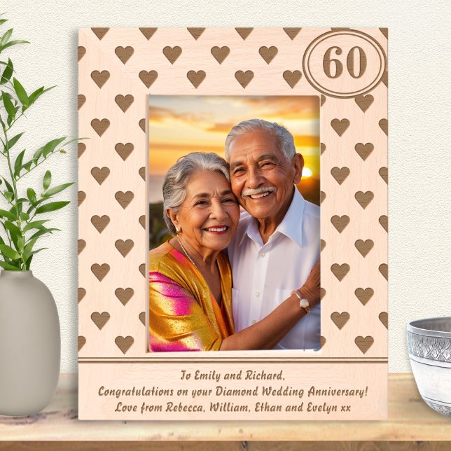Cadres Gravés Coeurs Diamond Mariage Anniversaire 60e Personnali (A personalized wooden photo frame for a couple's 60th Wedding anniversary, with etched hearts design)