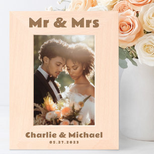 Cadres Gravés M. et Mme noms date rétro police mariage