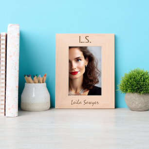 Cadres Gravés Monogramme et nom personnalisés simples et chics