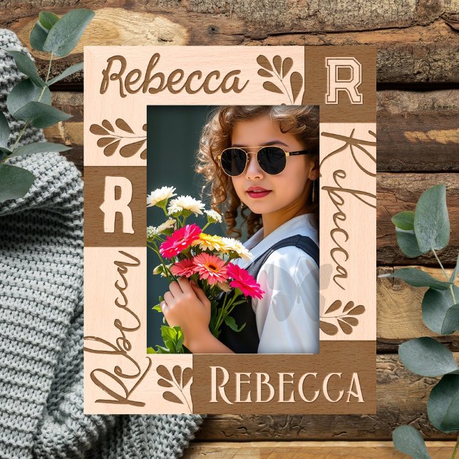 Cadres Gravés Nom de la police de fantaisie du monogramme et ini (Créateur téléchargé)