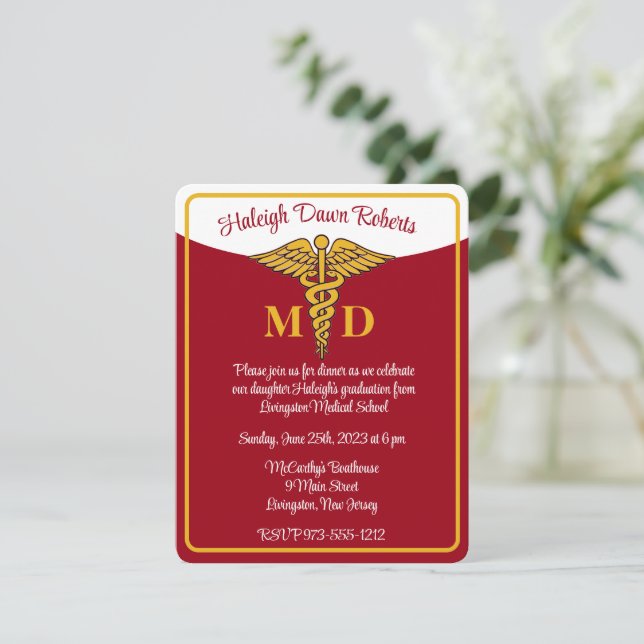 Caduceus Red/Gold/White Medical School Abschluss Einladung (Stehend Vorderseite)