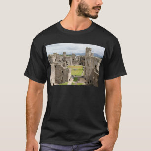 Caernarfon Schloss, Wales, Vereinigtes Königreich T-Shirt