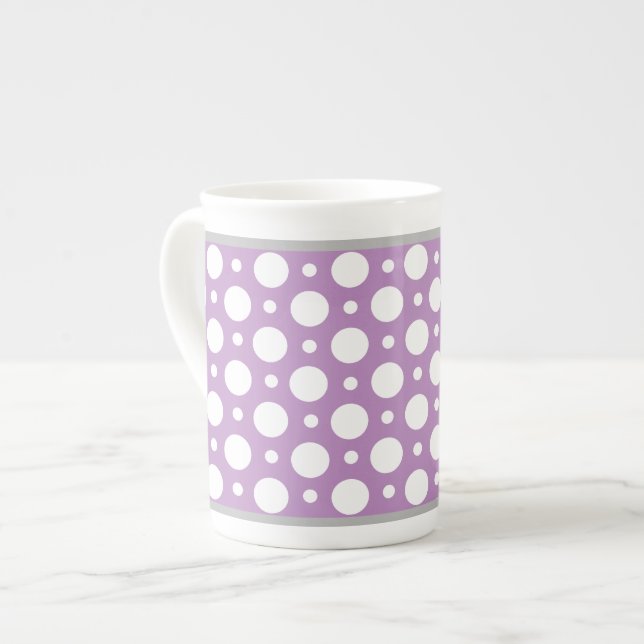 Café Lila Assorted Polka Dots Knochen China Tasse (Vorderseite Links)