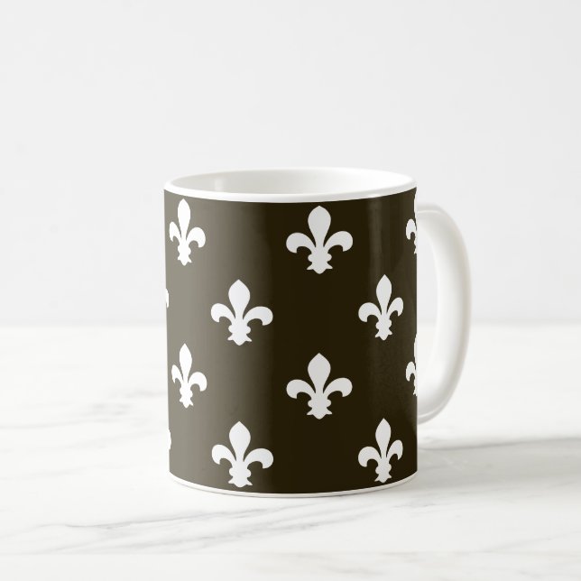 Café Mocha Neutral Fleur de Lys Kaffeetasse (VorderseiteRechts)
